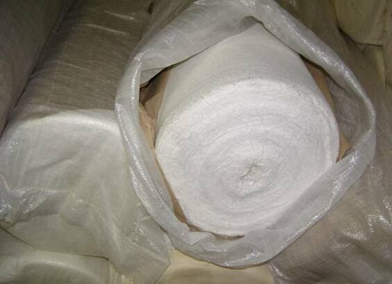 Марля медична вибілена бавовнопаперова у рулонах шириною 90 см довжиною 1000 м, щільність 30гр/м2